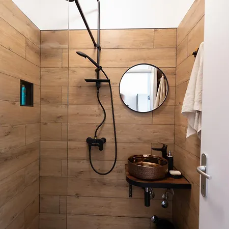 ヴィラ Astra マトゥリ